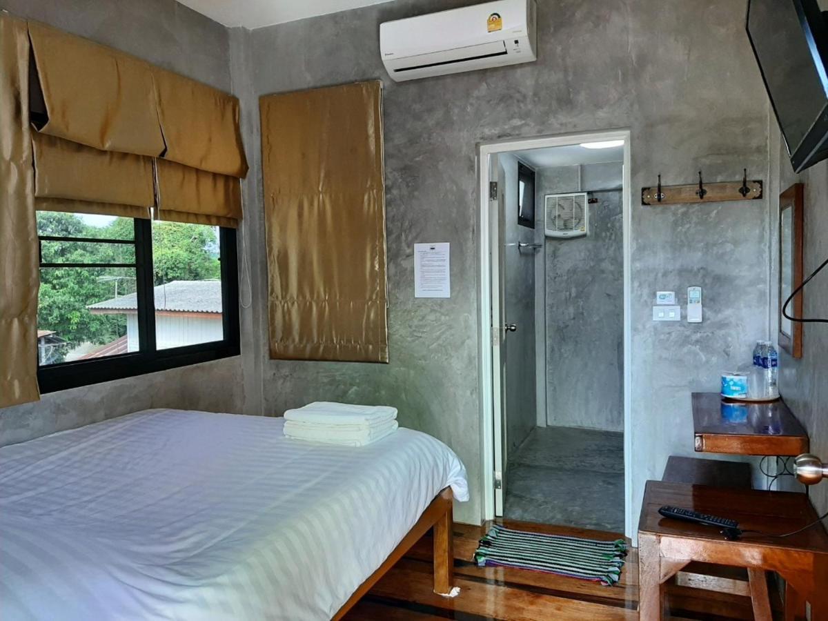Baan Rabiangdao Uthaithani Uthai Thani Exterior photo